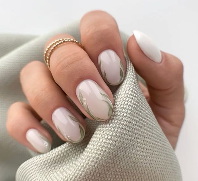 стильний весняний манікюр 2025