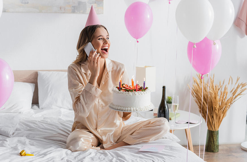 Привітання з днем народження жінці