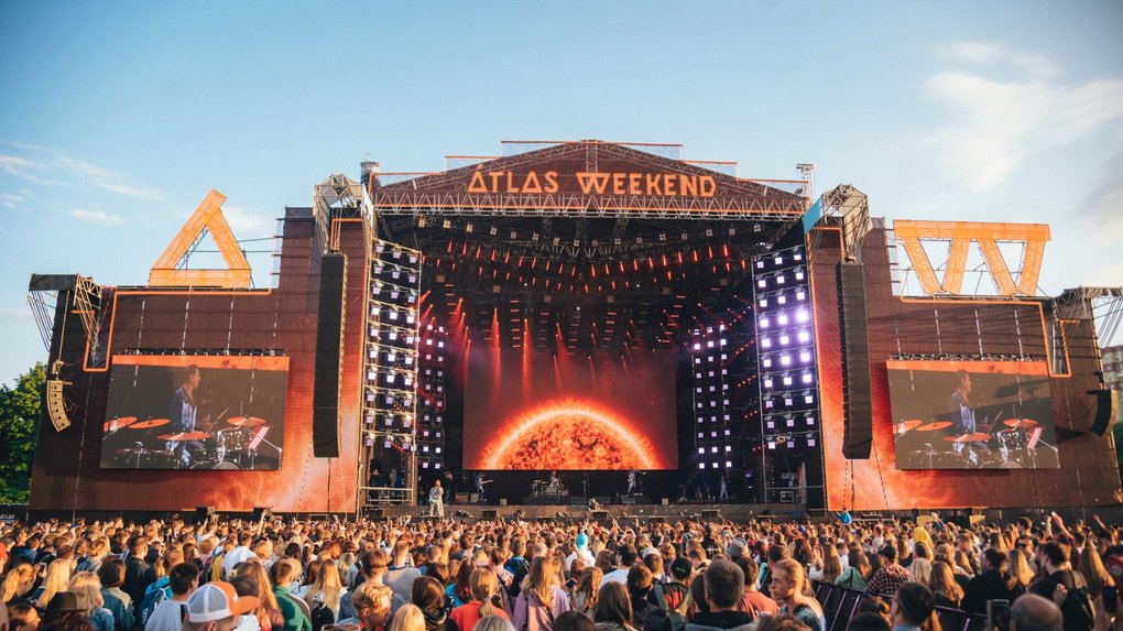 Атлас Уикенд